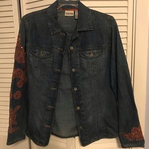 Chico’s Denim Jacket, Size 0, Very Nice Jacket, Little Wear, embossed sleeves.